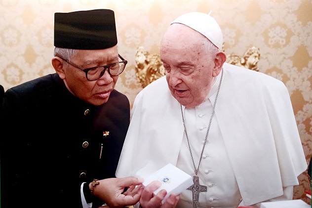 Medali dari Paus Cover